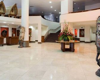 Crowne Plaza Residences Port Moresby by IHG - Port Moresby - Lobby