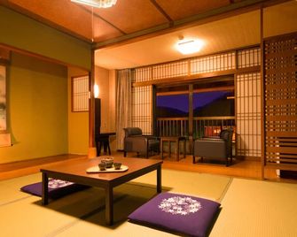 Ooedo Onsen Monogatari Unzen Toyokan - Unzen - Sala de estar