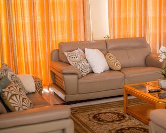 Eden Villas - Harare - Sala de estar