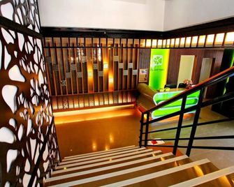 Tonkok Hotel - Chiang Rai - Escaleras