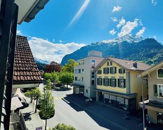 Hotel Rebstock - Meiringen - Buiten zicht