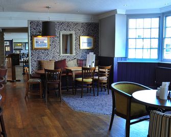 Red Lion Hotel by Greene King Inns - Fareham - Bar