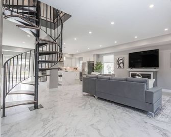Lake House By Lis - Innisfil