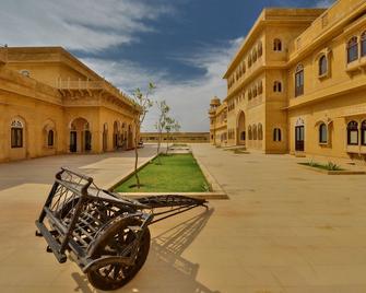 Hotel Jaisalkot - Jaisalmer - Building