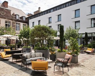 Hôtel LÉonor The Place to Live by Stay Collection - Straßburg - Innenhof