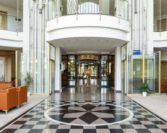 Atomis Hotel Munich Airport by Mercure - Oberding - Lobby