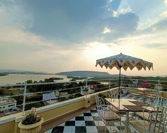 Burj Baneria Udaipur - A Boutique Homestay - Udaipur - Balcony