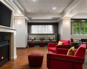 Hampton Inn South Kingstown-Newport Area - South Kingstown - Лаунж