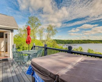Cozy Cottage in Taylorsville Hot Tub and Lake Views - Taylorsville - Balcony