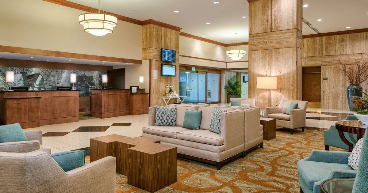 DoubleTree by Hilton Philadelphia Airport from 101. Philadelphia Hotel