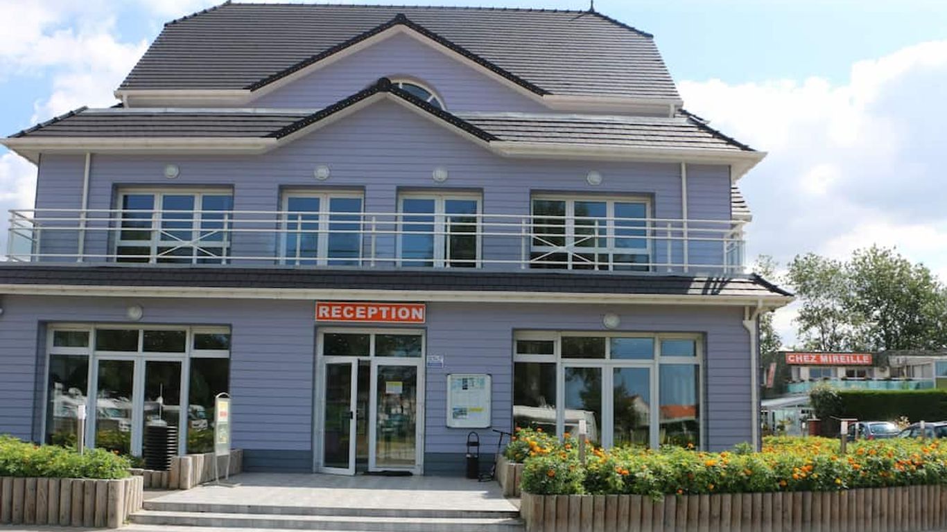 Chez Mireille Reingam Park