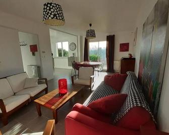 Gites Nature & Espace - Le puits des souhaits - Villedieu-les-Poêles-Rouffigny