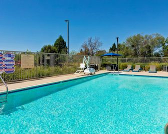 Hampton Inn & Suites Rohnert Park - Sonoma County - Rohnert Park - Bazén