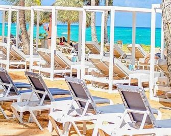 Beach Villa Amarilla with Jacuzzi & private Pool - Punta Cana - Beach