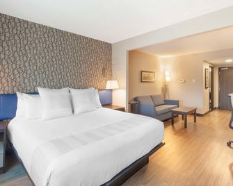 GLō Best Western Mississauga Corporate Centre - מיסיסאוגה - חדר שינה