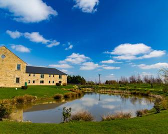 Peak Edge Hotel - Chesterfield - Building