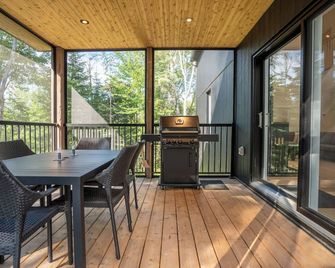 Chalet metsa Tremblant - Spa - Sauna - Forest - Lac-Supérieur - Balkon