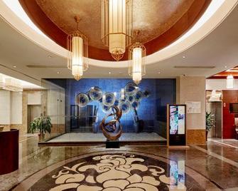 Zaozhuang Qingyu Garden Baron Hotel (Taierzhuang Ancient City Branch) - Zaozhuang - Hall d’entrée