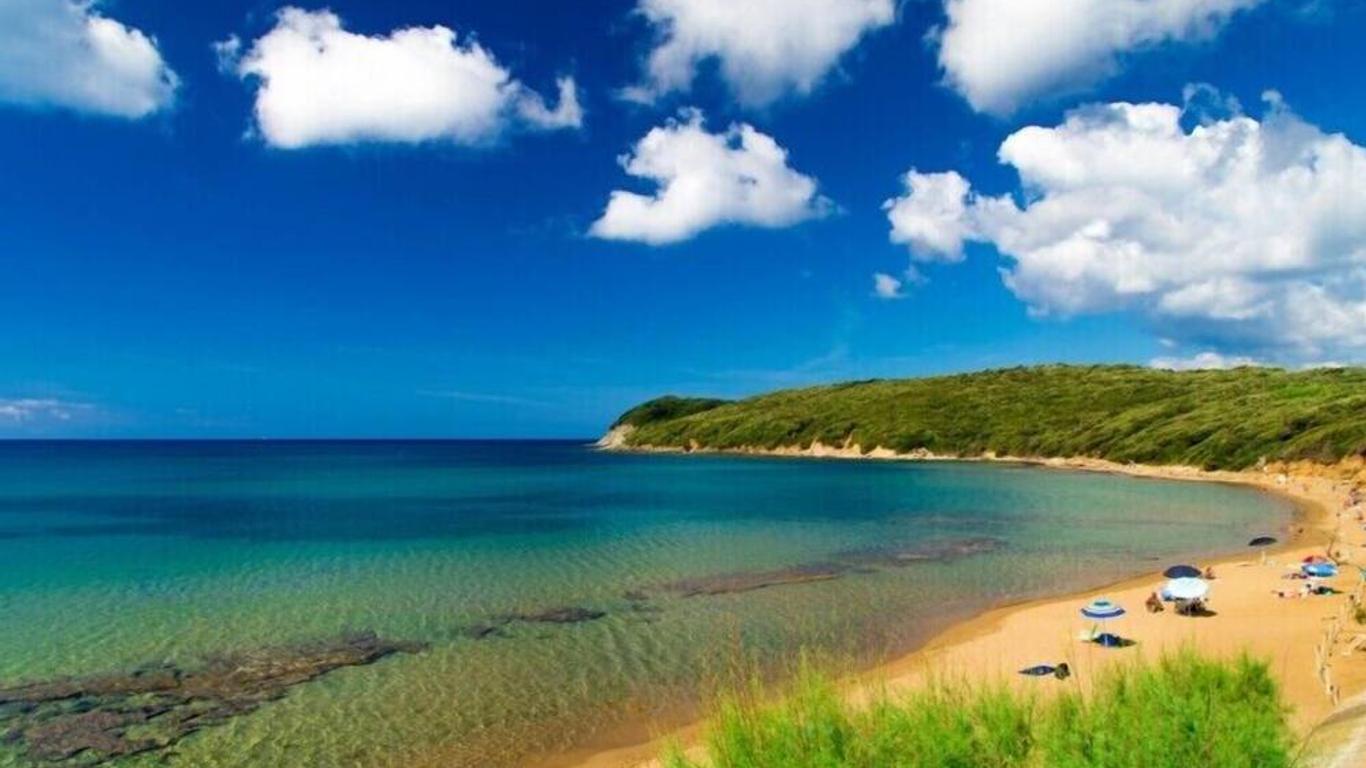 Faro di Punta Fenaio