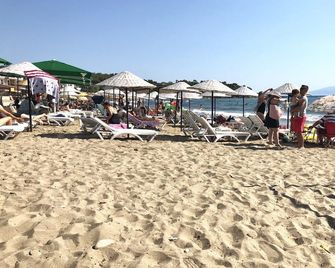 Hermes Hotel Ozdere - Ozdere - Strand