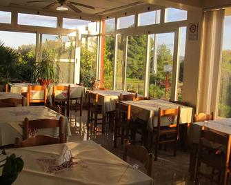 B&B Villa Paradiso - Racalmuto - Restaurante
