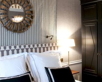 Hotel Recamier - Paris - Schlafzimmer