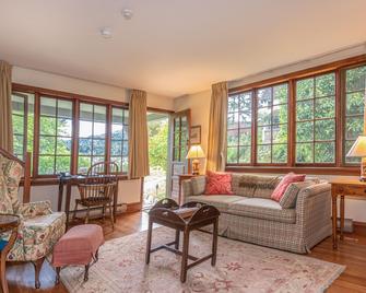 Hastings House Country House Hotel - Ganges - Wohnzimmer
