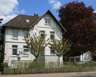 Ferienwohnung am Kurpark - Bad Nenndorf - Gebäude