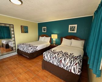 Royal Inn - Kenedy - Bedroom