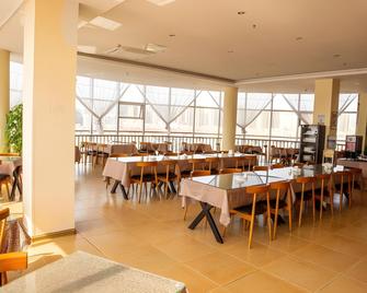 Home Inn Qingdao Haier Road Metro Station Qingshan Road - Qingdao - Restaurante