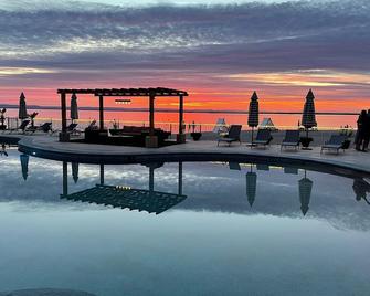 La Posada Hotel & Beach Club - La Paz - Pool