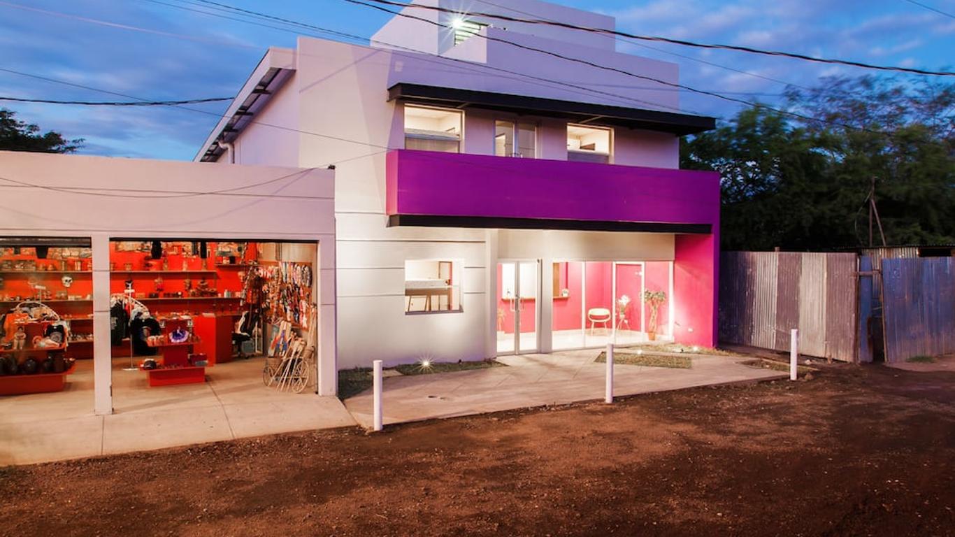 إيربورت إن ماناجوا