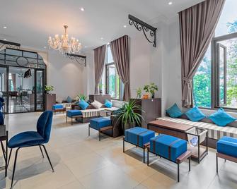 Rex Quang Binh Hotel - Dong Hoi - Lounge