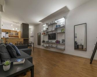 Testaccio & Piazza Liberatrice Apartment - Roma - Soggiorno