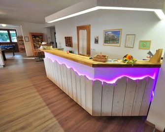 Hotel Rifugio Sores - Coredo - Reception