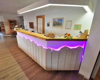 Rifugio Sores Adventure - Coredo - Receptie