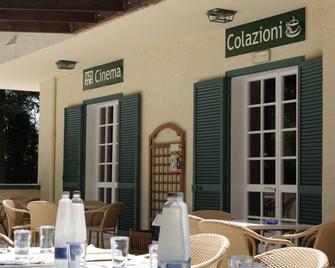 فيلاجو ميثوس - ميسانو ادرياتيكو - مطعم