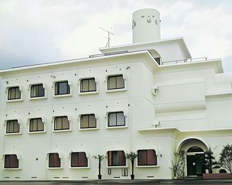 Business Hotel Wakafuji - Tsuchiura - Gebouw