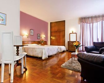 Residencial Colombo - Funchal - Makuuhuone