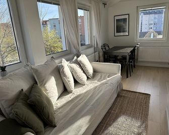 Apartment in Sollentuna Centrum - Sollentuna - Vardagsrum