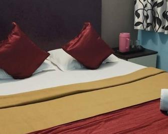 Le Apex misty stay - Ooty - Bedroom