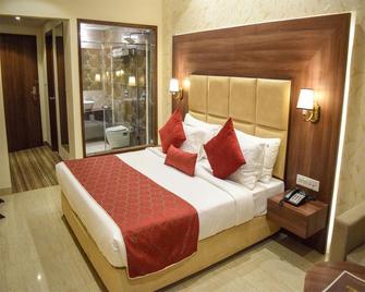 Hotel Highway Hari - Jamnagar - Bedroom