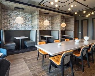 Rooftop Terrace & Grill | Walk to Metro | Woodmont Triangle - Bethesda - Restaurant