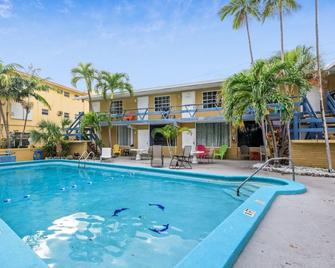 Sky Islands Hotel - Fort Lauderdale - Basen
