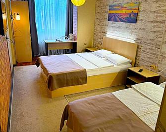Art Plaza Hotel Tomsk - Томськ - Спальня