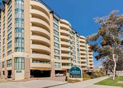 Adina Serviced Apartments Canberra James Court - Canberra - Building
