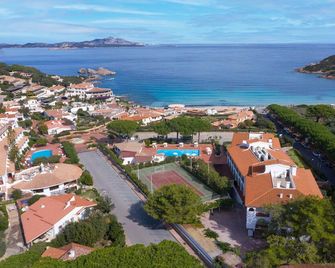 Club Hotel Cormorano - Baia Sardinia - Extérieur