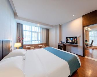 Zhuhai Yongchun Hotel Chimelong Tourist Resort Store - Zhuhai - Habitación