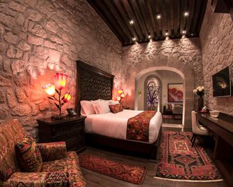 Hotel de la Soledad - Morelia - Bedroom