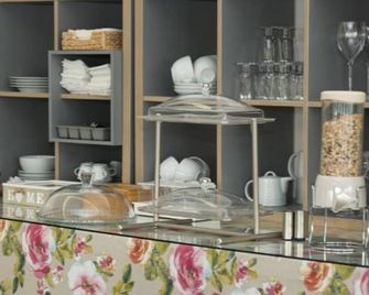 Casa de Campo Memórias da Comarca - Arganil - Buffet